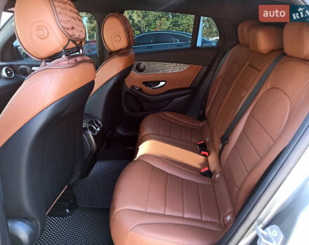 Серый Мерседес GLC-Class Coupe, объемом двигателя 2 л и пробегом 51 тыс. км за 53500 $, фото 22 на Automoto.ua