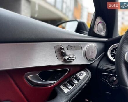 Сірий Мерседес GLC-Class Coupe, об'ємом двигуна 1.99 л та пробігом 97 тис. км за 45200 $, фото 103 на Automoto.ua