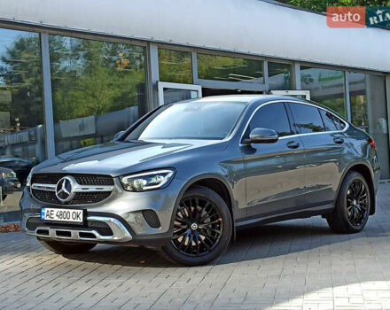 Серый Мерседес GLC-Class Coupe, объемом двигателя 2 л и пробегом 51 тыс. км за 53500 $, фото 1 на Automoto.ua