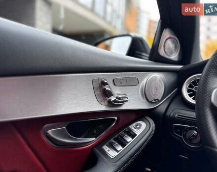 Сірий Мерседес GLC-Class Coupe, об'ємом двигуна 1.99 л та пробігом 97 тис. км за 45200 $, фото 102 на Automoto.ua