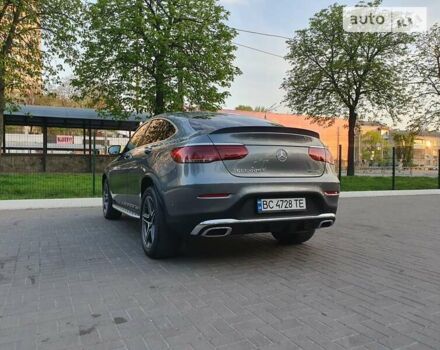 Сірий Мерседес GLC-Class Coupe, об'ємом двигуна 2.93 л та пробігом 41 тис. км за 59999 $, фото 9 на Automoto.ua