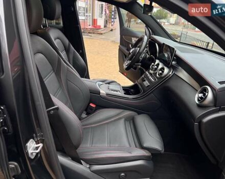 Серый Мерседес GLC-Class Coupe, объемом двигателя 3 л и пробегом 9 тыс. км за 68400 $, фото 49 на Automoto.ua