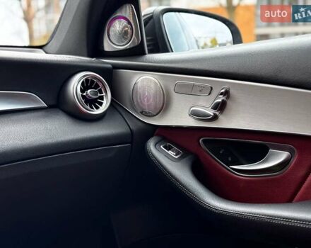 Сірий Мерседес GLC-Class Coupe, об'ємом двигуна 1.99 л та пробігом 97 тис. км за 45200 $, фото 93 на Automoto.ua