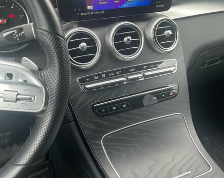 Серый Мерседес GLC-Class Coupe, объемом двигателя 1.95 л и пробегом 71 тыс. км за 57900 $, фото 13 на Automoto.ua