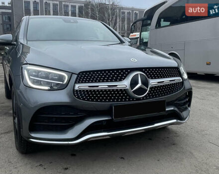 Серый Мерседес GLC-Class Coupe, объемом двигателя 1.95 л и пробегом 71 тыс. км за 57900 $, фото 7 на Automoto.ua
