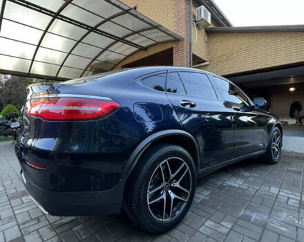 Синий Мерседес GLC-Class Coupe, объемом двигателя 2.1 л и пробегом 77 тыс. км за 40800 $, фото 1 на Automoto.ua
