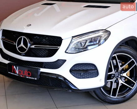 Белый Мерседес GLE-Class Coupe, объемом двигателя 3 л и пробегом 327 тыс. км за 41900 $, фото 10 на Automoto.ua