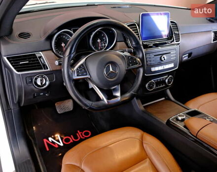 Белый Мерседес GLE-Class Coupe, объемом двигателя 3 л и пробегом 327 тыс. км за 41900 $, фото 44 на Automoto.ua