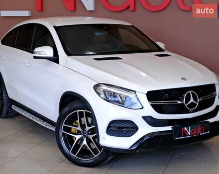 Белый Мерседес GLE-Class Coupe, объемом двигателя 3 л и пробегом 327 тыс. км за 41900 $, фото 15 на Automoto.ua