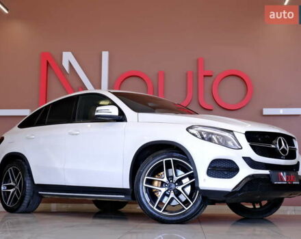 Белый Мерседес GLE-Class Coupe, объемом двигателя 3 л и пробегом 327 тыс. км за 41900 $, фото 17 на Automoto.ua