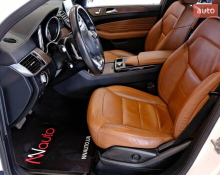 Белый Мерседес GLE-Class Coupe, объемом двигателя 3 л и пробегом 327 тыс. км за 41900 $, фото 43 на Automoto.ua