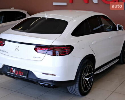 Белый Мерседес GLE-Class Coupe, объемом двигателя 3 л и пробегом 327 тыс. км за 41900 $, фото 22 на Automoto.ua