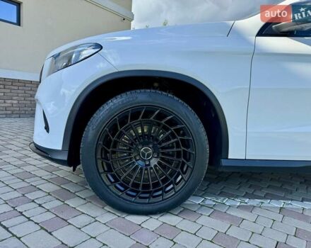 Білий Мерседес GLE-Class Coupe, об'ємом двигуна 2.99 л та пробігом 182 тис. км за 43500 $, фото 18 на Automoto.ua
