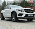 Белый Мерседес GLE-Class Coupe, объемом двигателя 4.66 л и пробегом 155 тыс. км за 41500 $, фото 74 на Automoto.ua