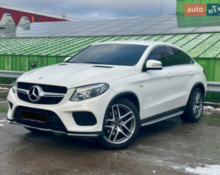 Білий Мерседес GLE-Class Coupe, об'ємом двигуна 2.99 л та пробігом 131 тис. км за 43999 $, фото 1 на Automoto.ua