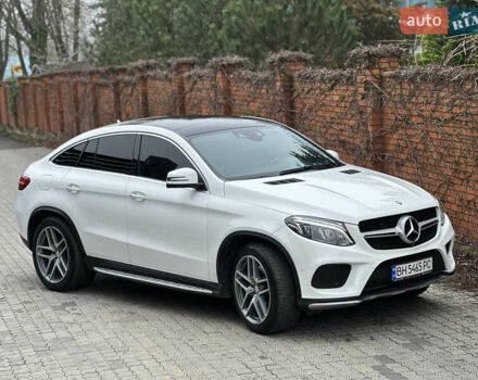 Белый Мерседес GLE-Class Coupe, объемом двигателя 4.66 л и пробегом 155 тыс. км за 41500 $, фото 28 на Automoto.ua