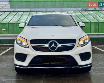 Білий Мерседес GLE-Class Coupe, об'ємом двигуна 2.99 л та пробігом 131 тис. км за 43999 $, фото 11 на Automoto.ua