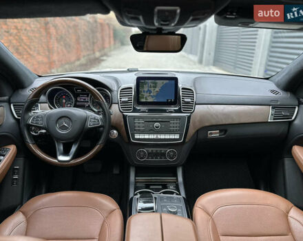 Белый Мерседес GLE-Class Coupe, объемом двигателя 4.66 л и пробегом 155 тыс. км за 41500 $, фото 30 на Automoto.ua