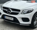 Белый Мерседес GLE-Class Coupe, объемом двигателя 4.66 л и пробегом 155 тыс. км за 45000 $, фото 8 на Automoto.ua