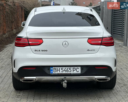 Белый Мерседес GLE-Class Coupe, объемом двигателя 4.66 л и пробегом 155 тыс. км за 41500 $, фото 12 на Automoto.ua