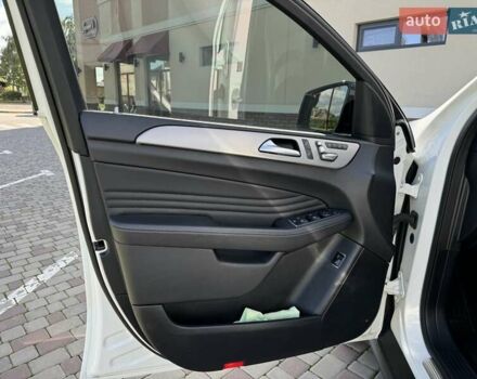 Білий Мерседес GLE-Class Coupe, об'ємом двигуна 2.99 л та пробігом 182 тис. км за 43500 $, фото 23 на Automoto.ua