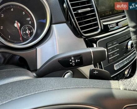 Білий Мерседес GLE-Class Coupe, об'ємом двигуна 2.99 л та пробігом 182 тис. км за 43500 $, фото 31 на Automoto.ua