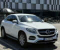 Белый Мерседес GLE-Class Coupe, объемом двигателя 2.99 л и пробегом 107 тыс. км за 43500 $, фото 2 на Automoto.ua
