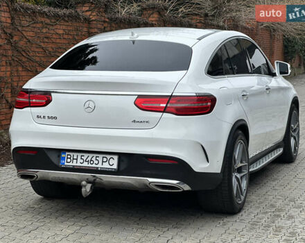 Белый Мерседес GLE-Class Coupe, объемом двигателя 4.66 л и пробегом 155 тыс. км за 41500 $, фото 13 на Automoto.ua