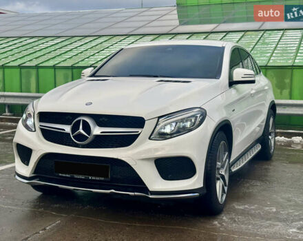 Білий Мерседес GLE-Class Coupe, об'ємом двигуна 2.99 л та пробігом 131 тис. км за 43999 $, фото 2 на Automoto.ua