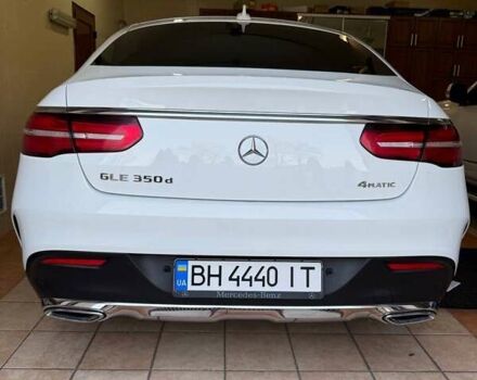 Белый Мерседес GLE-Class Coupe, объемом двигателя 2.99 л и пробегом 179 тыс. км за 42500 $, фото 1 на Automoto.ua