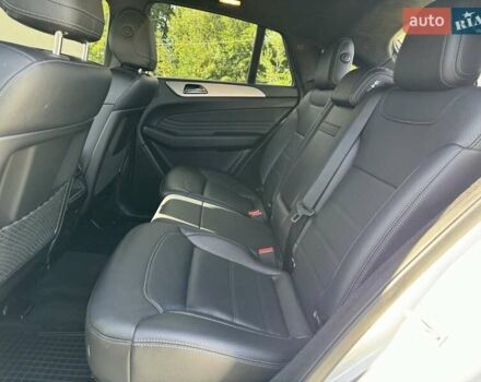 Білий Мерседес GLE-Class Coupe, об'ємом двигуна 2.99 л та пробігом 182 тис. км за 43500 $, фото 38 на Automoto.ua