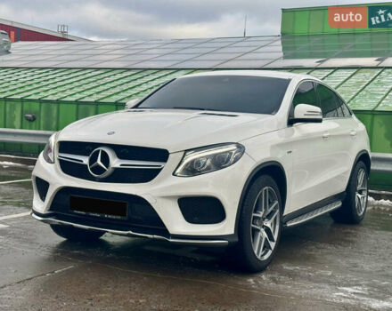 Білий Мерседес GLE-Class Coupe, об'ємом двигуна 2.99 л та пробігом 131 тис. км за 43999 $, фото 4 на Automoto.ua