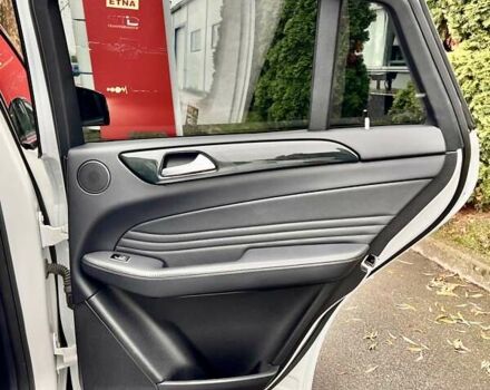 Белый Мерседес GLE-Class Coupe, объемом двигателя 2.99 л и пробегом 84 тыс. км за 47999 $, фото 44 на Automoto.ua