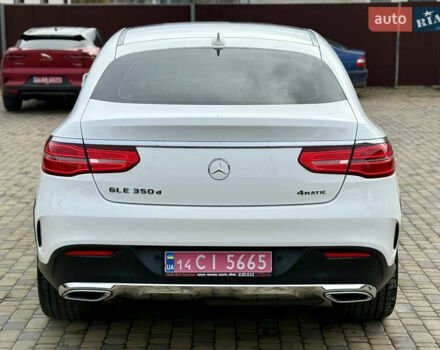 Белый Мерседес GLE-Class Coupe, объемом двигателя 3 л и пробегом 91 тыс. км за 44000 $, фото 42 на Automoto.ua