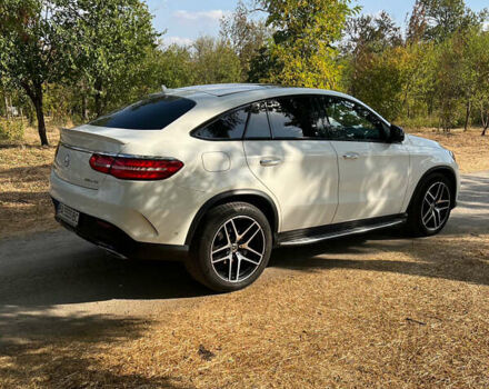 Белый Мерседес GLE-Class Coupe, объемом двигателя 3 л и пробегом 140 тыс. км за 46999 $, фото 11 на Automoto.ua