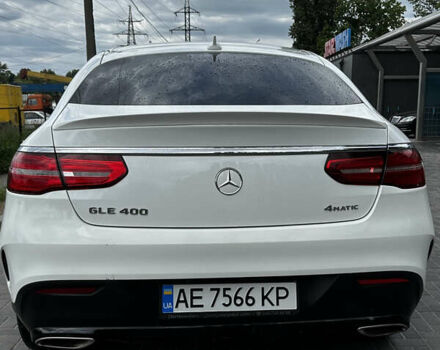 Белый Мерседес GLE-Class Coupe, объемом двигателя 3 л и пробегом 39 тыс. км за 49500 $, фото 9 на Automoto.ua