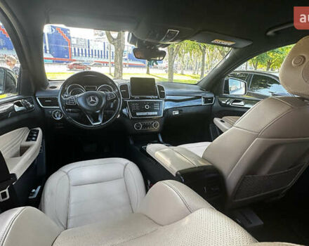 Белый Мерседес GLE-Class Coupe, объемом двигателя 3 л и пробегом 39 тыс. км за 49500 $, фото 8 на Automoto.ua