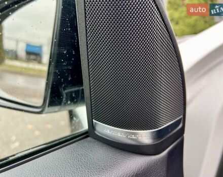 Белый Мерседес GLE-Class Coupe, объемом двигателя 2.99 л и пробегом 84 тыс. км за 47999 $, фото 19 на Automoto.ua