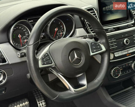 Белый Мерседес GLE-Class Coupe, объемом двигателя 3 л и пробегом 91 тыс. км за 44000 $, фото 60 на Automoto.ua