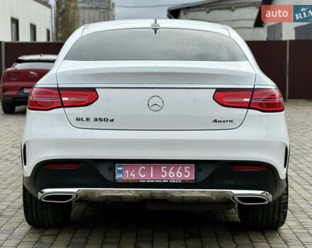 Белый Мерседес GLE-Class Coupe, объемом двигателя 3 л и пробегом 91 тыс. км за 44000 $, фото 41 на Automoto.ua