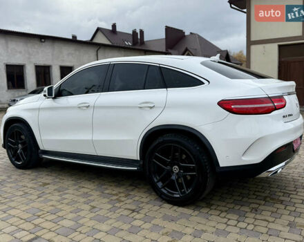 Белый Мерседес GLE-Class Coupe, объемом двигателя 3 л и пробегом 91 тыс. км за 44000 $, фото 44 на Automoto.ua