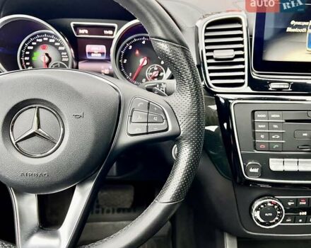 Белый Мерседес GLE-Class Coupe, объемом двигателя 2.99 л и пробегом 84 тыс. км за 47999 $, фото 35 на Automoto.ua