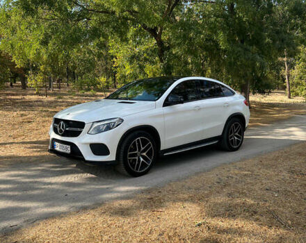 Белый Мерседес GLE-Class Coupe, объемом двигателя 3 л и пробегом 140 тыс. км за 46999 $, фото 21 на Automoto.ua