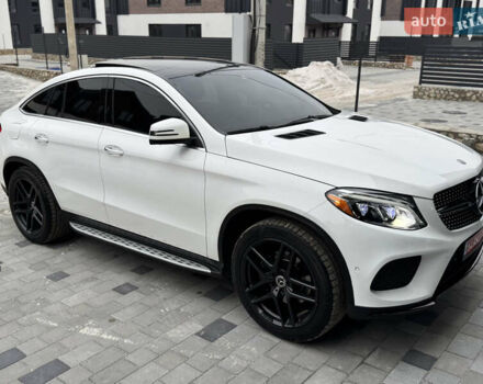 Белый Мерседес GLE-Class Coupe, объемом двигателя 2.99 л и пробегом 154 тыс. км за 42500 $, фото 17 на Automoto.ua