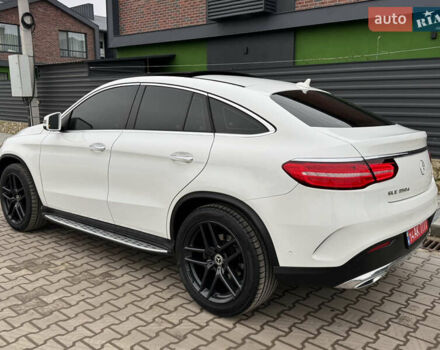 Белый Мерседес GLE-Class Coupe, объемом двигателя 2.99 л и пробегом 154 тыс. км за 42500 $, фото 24 на Automoto.ua