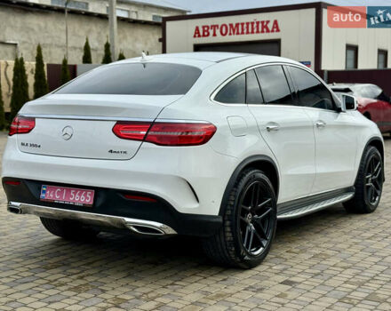 Белый Мерседес GLE-Class Coupe, объемом двигателя 3 л и пробегом 91 тыс. км за 44000 $, фото 40 на Automoto.ua