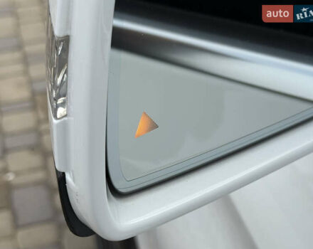 Белый Мерседес GLE-Class Coupe, объемом двигателя 2.99 л и пробегом 154 тыс. км за 42500 $, фото 70 на Automoto.ua