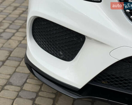 Белый Мерседес GLE-Class Coupe, объемом двигателя 3 л и пробегом 91 тыс. км за 44000 $, фото 26 на Automoto.ua