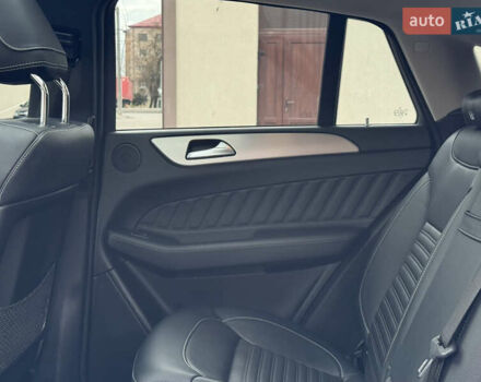 Белый Мерседес GLE-Class Coupe, объемом двигателя 3 л и пробегом 91 тыс. км за 44000 $, фото 82 на Automoto.ua