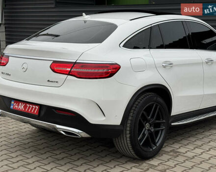 Белый Мерседес GLE-Class Coupe, объемом двигателя 2.99 л и пробегом 154 тыс. км за 42500 $, фото 23 на Automoto.ua